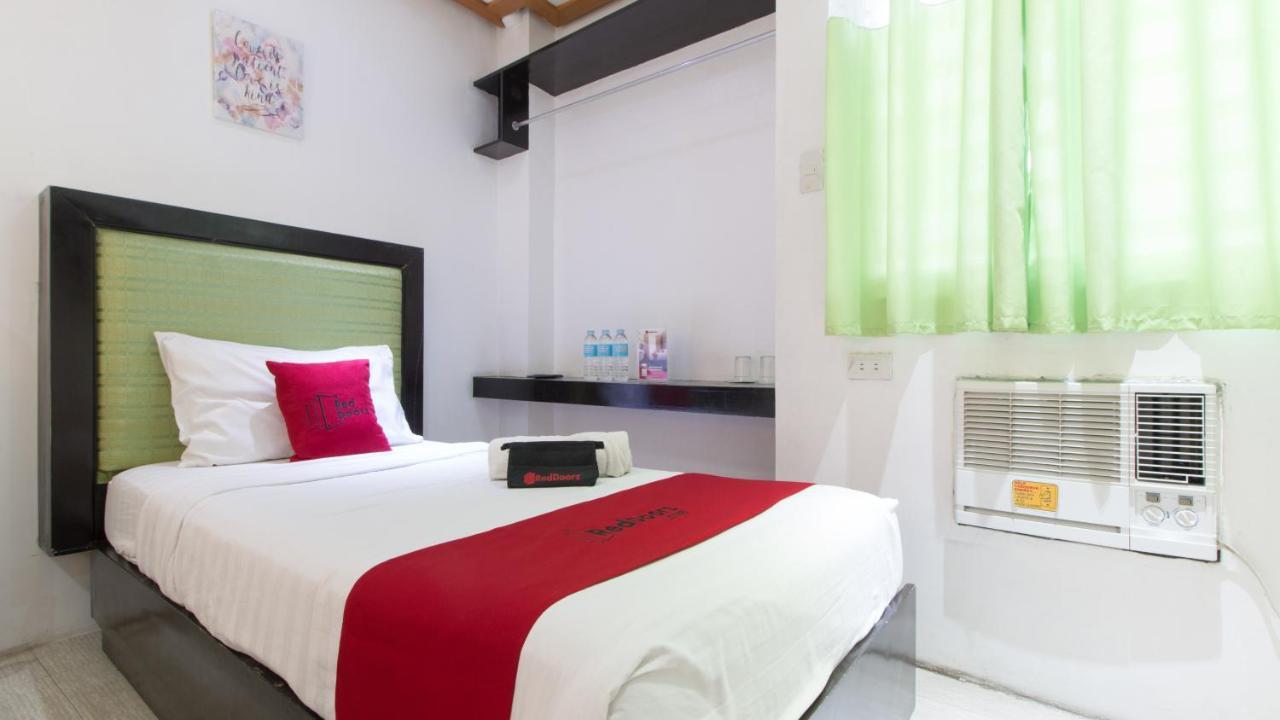 Reddoorz @ Real Fatima Tacloban Hotell Anibong Eksteriør bilde
