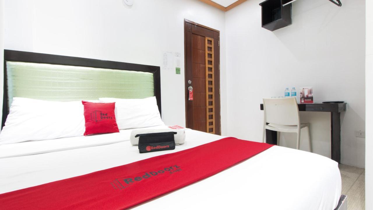 Reddoorz @ Real Fatima Tacloban Hotell Anibong Eksteriør bilde