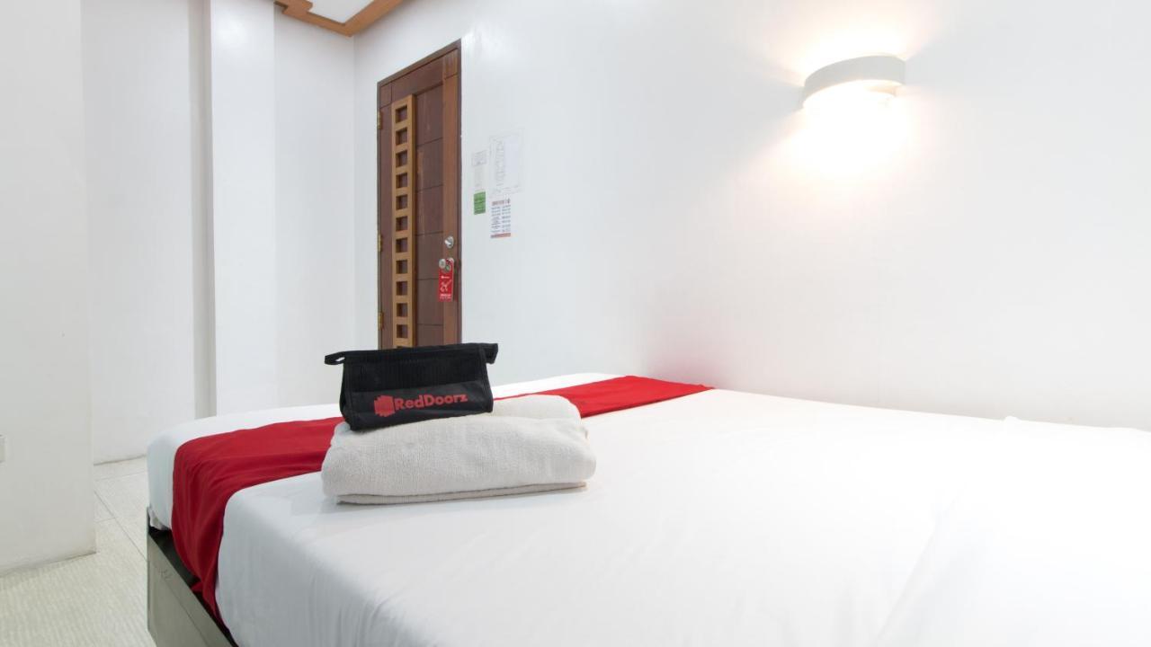 Reddoorz @ Real Fatima Tacloban Hotell Anibong Eksteriør bilde